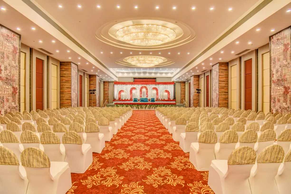 Hotel Tip Top Plaza Pune